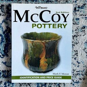 McCoy Pottery 2nd Edition Identification Book